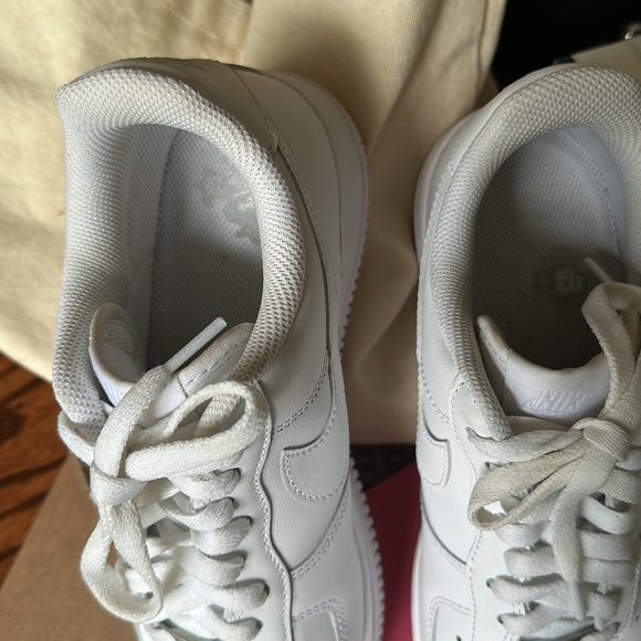 Nike Women's Air Force 1 ‘07 white SZ 9 - Picture 8 of 12